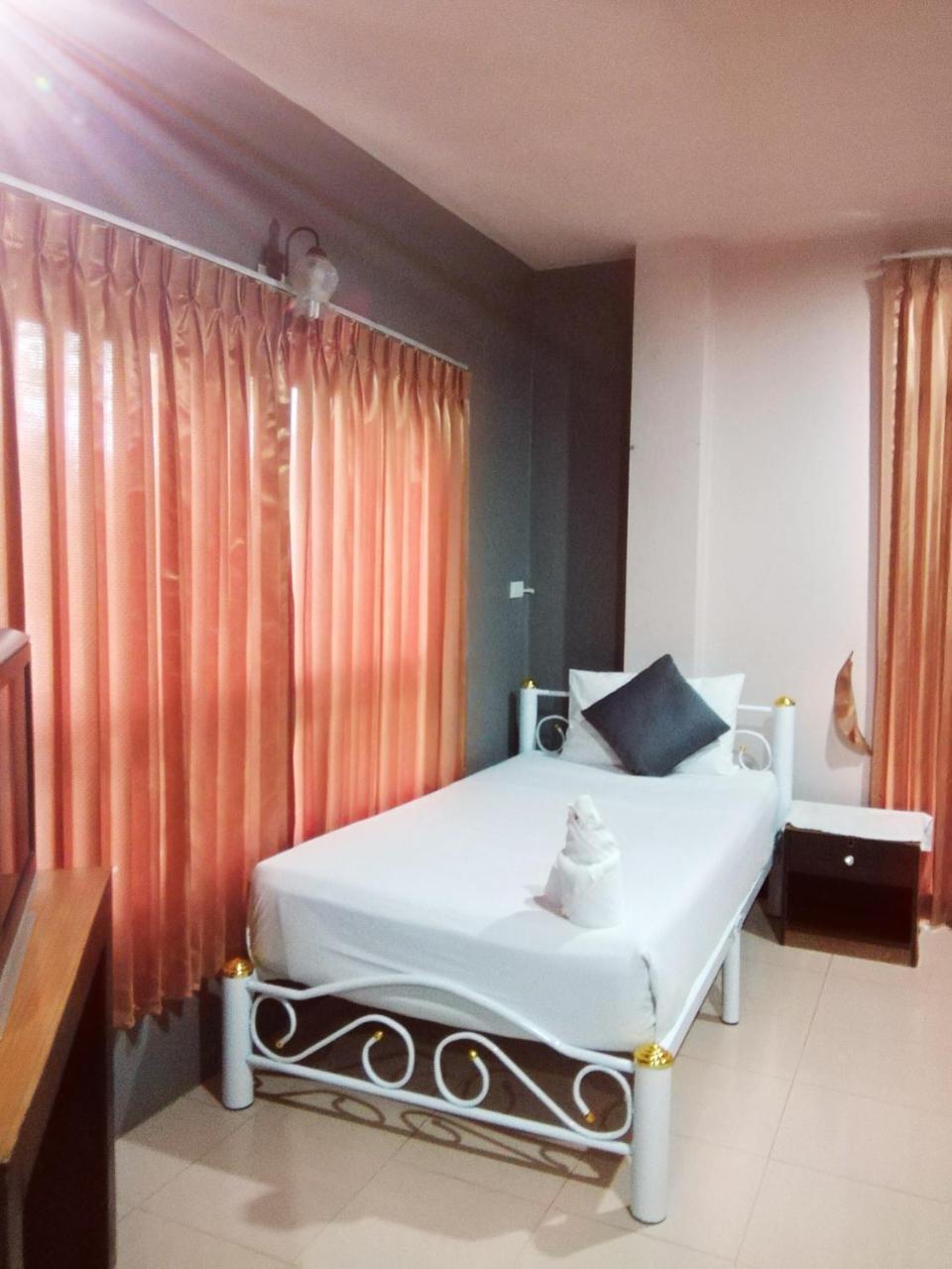 Ferieanlegg Yousabuy Samui 2*